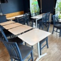 1411046-1 Restauranginredning - Bord 7 st och stolar 20 st