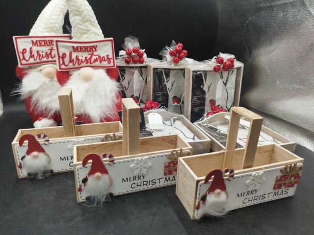 1529059-1 Juldekorationer & serveringsset - Merry Christmas