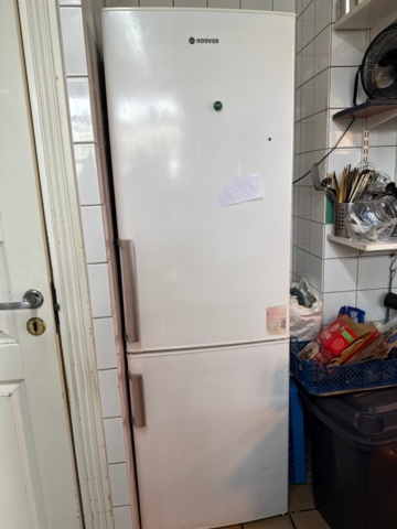 1411047-11 Kyl 1 st och kombinerad kyl/frys 2 st - Siemens, Electrolux, Hoover