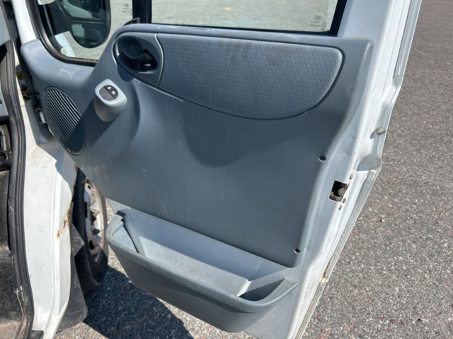 1504177-17 Ford Transit T300 2.2 TDCi Manuell, 125hk, 2013