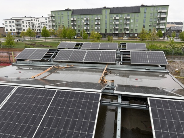 1531011-1 Solcellspaneler med växelriktare och panelställning - Solarwatt Panel vision AM 4.0 (405 Wp)