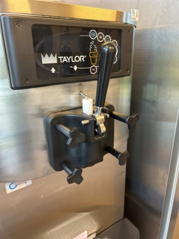 1521756-8 Ice cream maker with accessories - Taylor C708-58