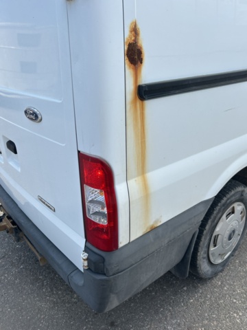 1504176-39 Ford Transit T300 2.2 TDCi Manuell, 125hk, 2013