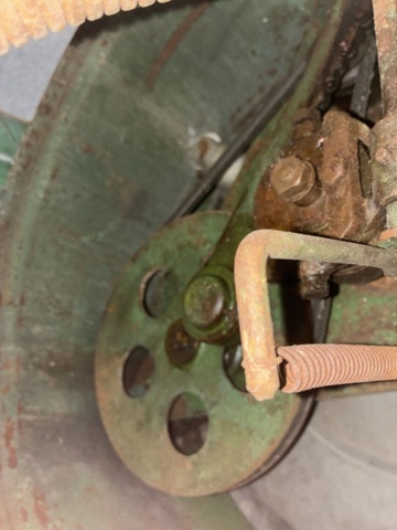 1530251-30 Historic, manually operated washing machine with an associated clothes wringer