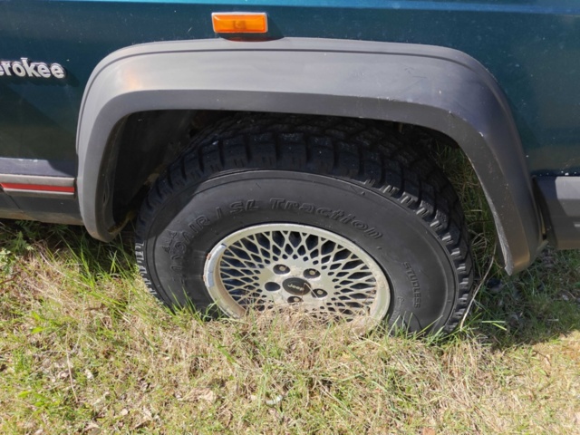 1485162-7 Jeep Cherokee 5-dörrar 2.5 4WD Manuell, 116hk, 1995