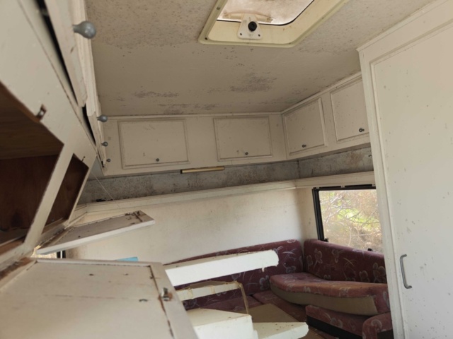 1485163-10 Ford Transit 2.0 V4 Manuell, 75hk, 1976