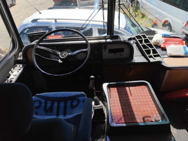 1485168-16 Mercedes-Benz  913/42 husbuss/servicebuss -1976