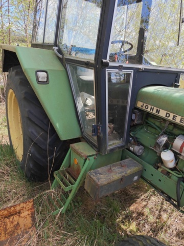 1485175-6 Jordbrukstraktor John Deere 2130 -1978 (reparationsobjekt)
