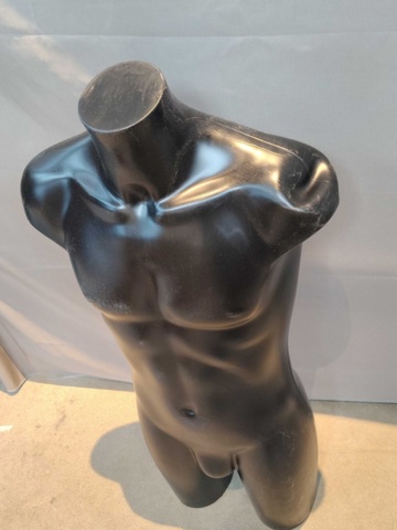 1530642-2 Mannekängtorso - herr, svart