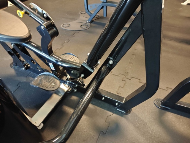 1484229-10 Lat Pulldownmaskin Hoist