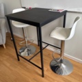 1529321-7 Matbord med stolar, kaffebryggare, m.m.