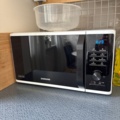 1529321-15 Matbord med stolar, kaffebryggare, m.m.