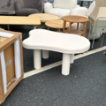 1525386-10 Parti med möbler, inredning och textilier från inredningsfirma