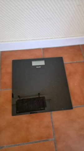 1532395-3 2 scales