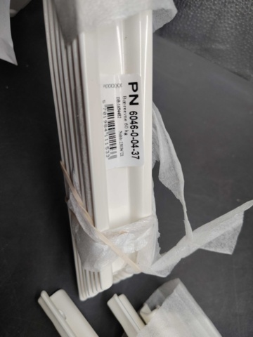 1531064-8 Brackets 29 pcs - Millers, wall brackets, white