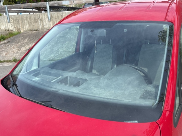1532404-11 Volkswagen Caddy Maxi Panel Van 1.6 TDI DPF Manual - 2011