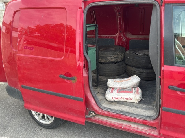 1532404-22 Volkswagen Caddy Maxi Panel Van 1.6 TDI DPF Manual - 2011