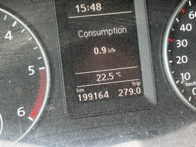 1532404-40 Volkswagen Caddy Maxi Panel Van 1.6 TDI DPF Manual - 2011
