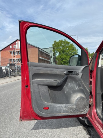 1532404-33 Volkswagen Caddy Maxi Panel Van 1.6 TDI DPF Manual - 2011