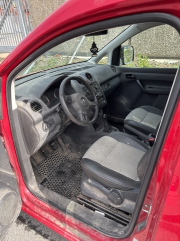 1532404-35 Volkswagen Caddy Maxi Panel Van 1.6 TDI DPF Manual - 2011