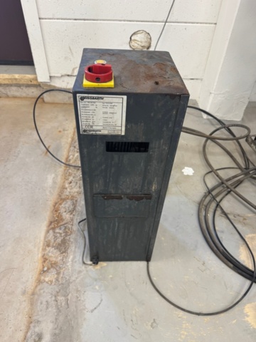 1405756-20 Car lift with control cabinet