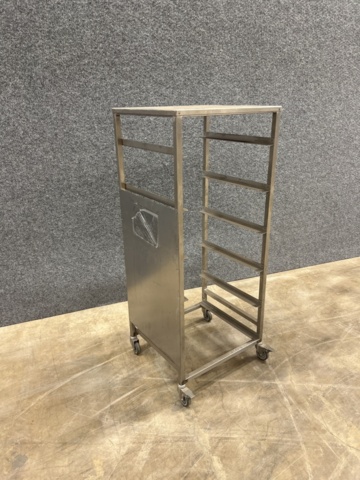 1531104-2 Stainless steel tray trolley