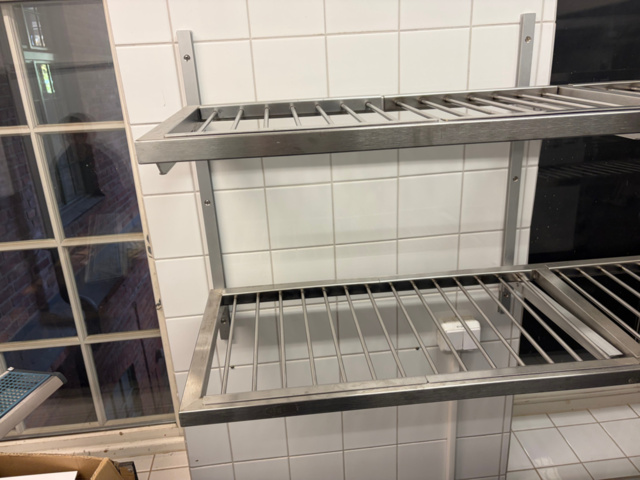 1491544-5 Catering equipment
