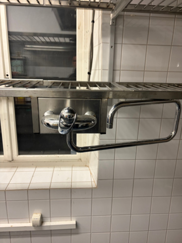 1491544-6 Catering equipment