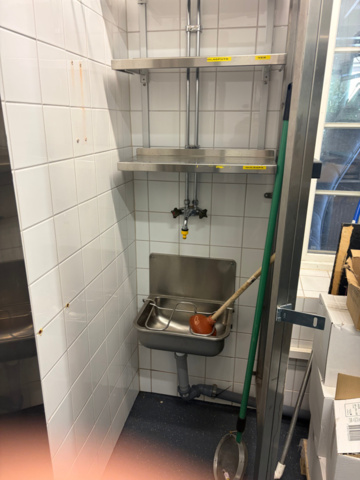 1491544-14 Catering equipment