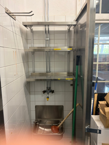 1491544-15 Catering equipment