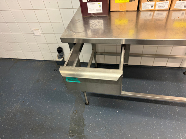 1491544-21 Catering equipment