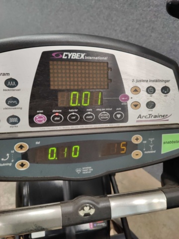 1532406-23 Crosstrainer Cybex ArcTrainer 600A