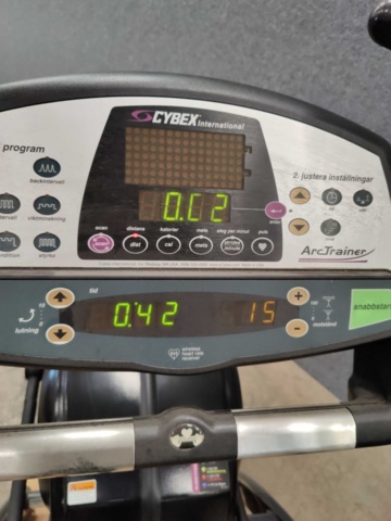 1532406-24 Crosstrainer Cybex ArcTrainer 600A