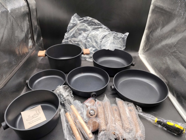 1490687-2 Kitchenware set