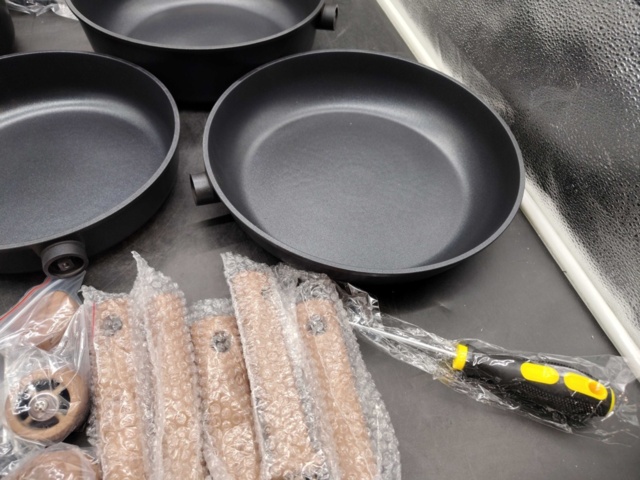 1490687-5 Kitchenware set