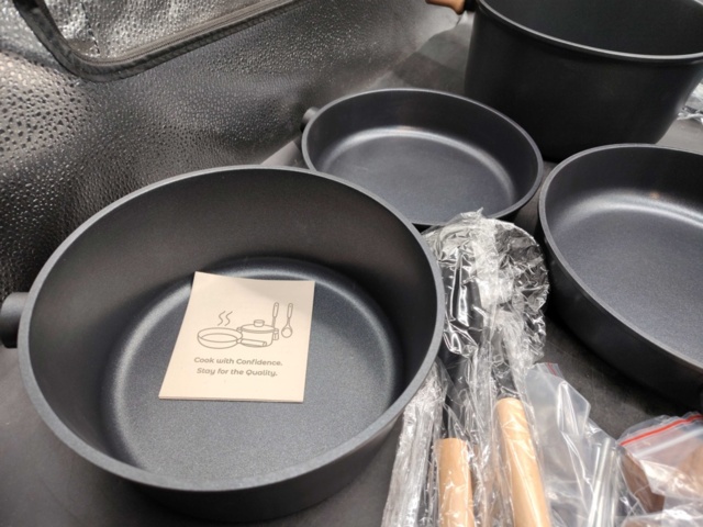 1490687-7 Kitchenware set