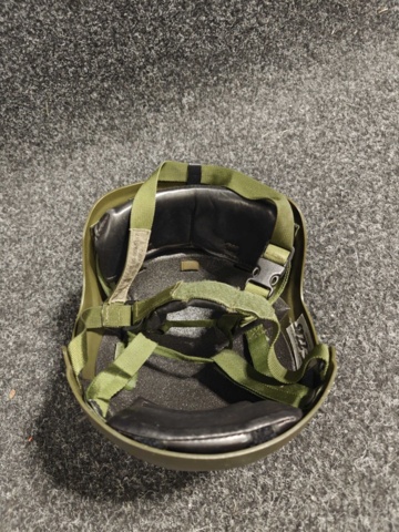 1532473-9 Militärutrustning