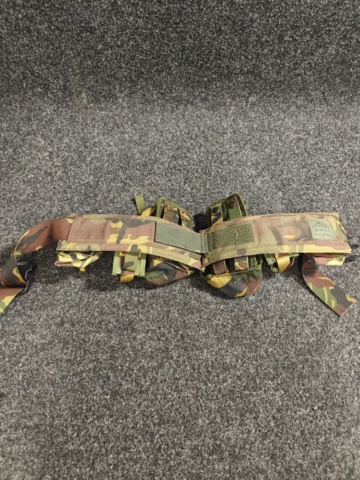 1532473-11 Militärutrustning