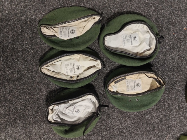 1532474-3 Militärutrustning