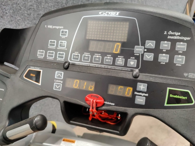 1532408-19 Löpband Cybex 550 T