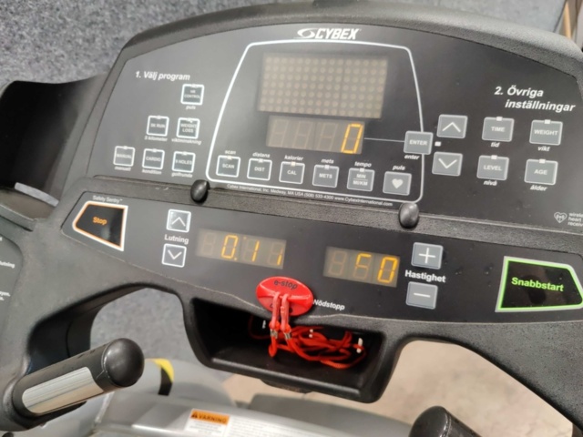 1532408-18 Löpband Cybex 550 T