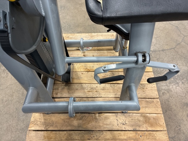 1532424-24 Biceps machine, Elite Fitness