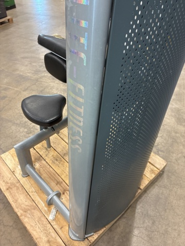 1532424-31 Biceps machine, Elite Fitness