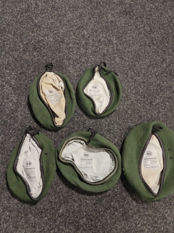 1532476-3 Militär utrustning