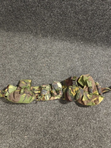 1532476-9 Militär utrustning