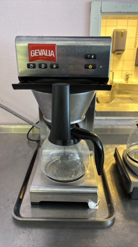 1532601-2 Kaffebryggare och värmeplatta - Bravilor