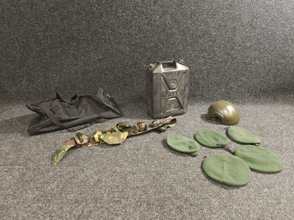 1532477-1 Militär utrustning