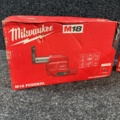 1516028-2 Nytt/oanvändt dammutsug med batteri- och laddarsats - Milwaukee M18