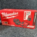 1516028-3 Nytt/oanvändt dammutsug med batteri- och laddarsats - Milwaukee M18