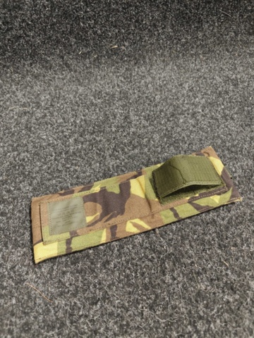 1532478-5 Militärutrustning